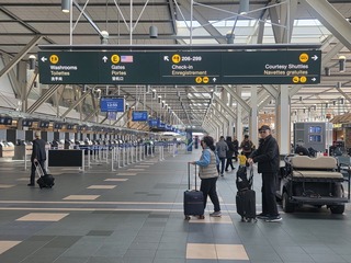 加拿大移民政策收緊  人口出現史上最大降幅