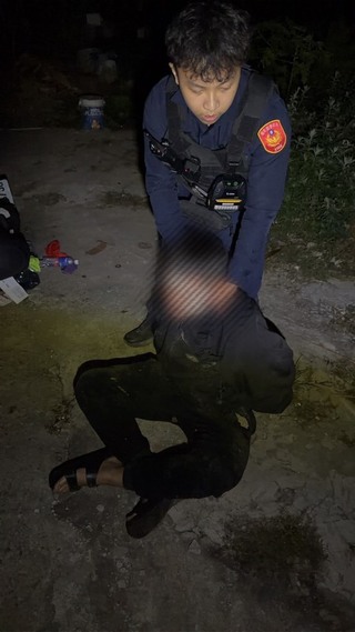 酒後不願續攤奪機車丟包友人　苗栗通緝男遭逮