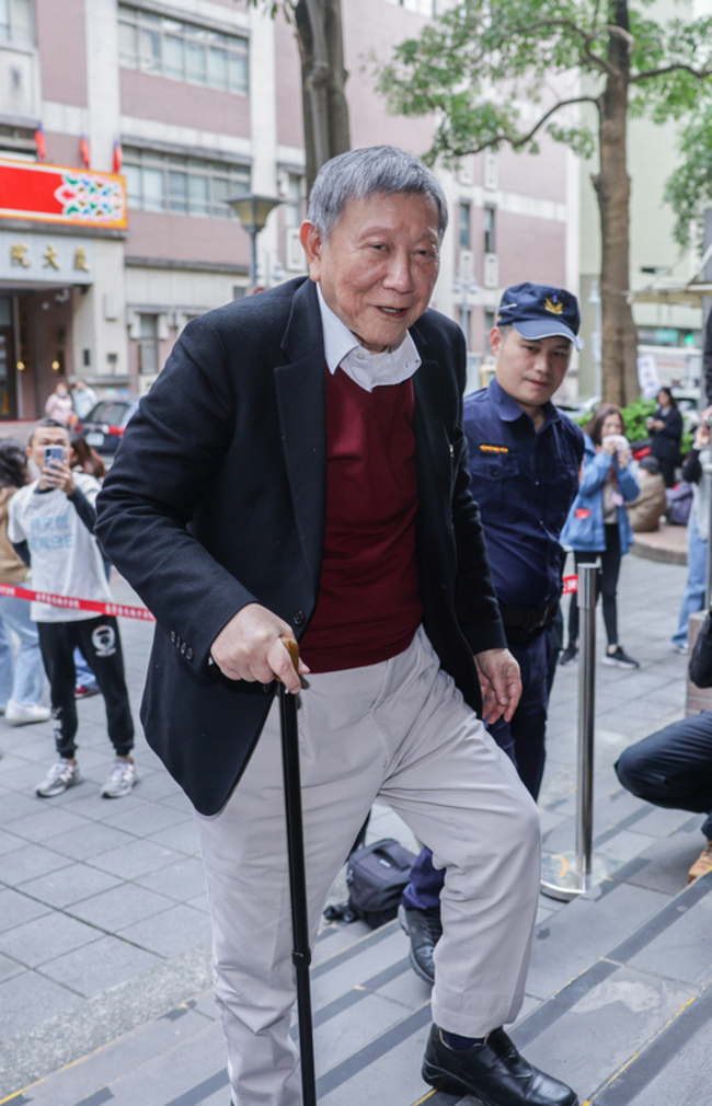 京華城案言詞辯論　沈慶京：人生無奈水長東 | 華視新聞