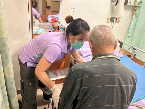 越南移工胡氏鶯耐心勤奮 成功轉任中階技術人員