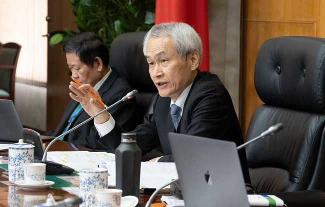 周弘憲：遺憾年改修法加速基金枯竭　勢必釀違憲爭議 | 華視新聞