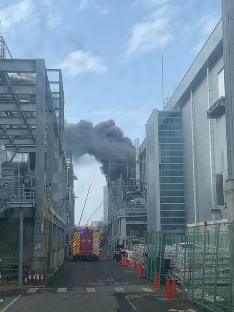 台南產業園區某公司廠房火警撲滅 暫無人傷亡