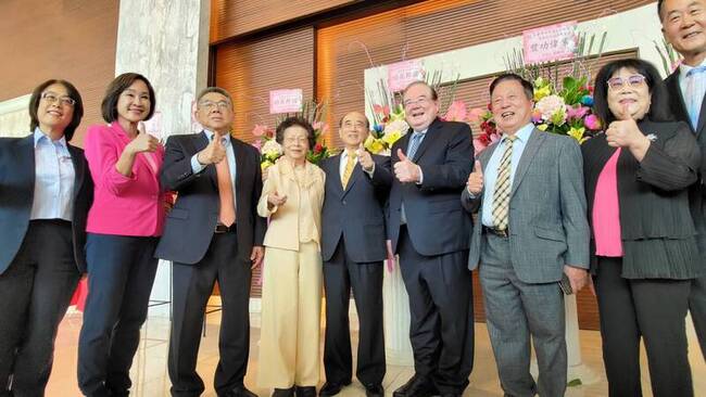 從政50年感恩餐會　王金平盼國內和諧、兩岸和平