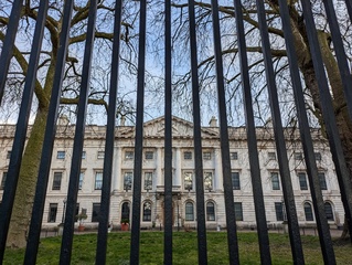 中國巨型使館倫敦建案待決　北京在英外交足跡引關注