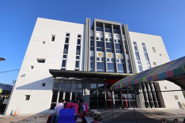 南投中寮新建懷恩堂　簡潔莊嚴有別傳統納骨塔 | 華視新聞