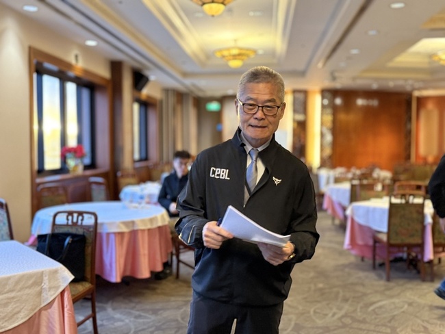 中職球員釘鞋顏色開放　二軍停賽規範重新認定 | 華視新聞