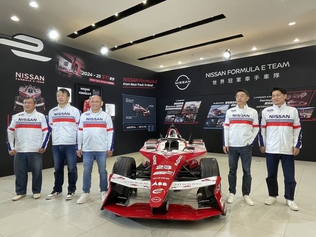 裕日車估明年車市42萬輛　續評估引進美規車款 | 華視新聞