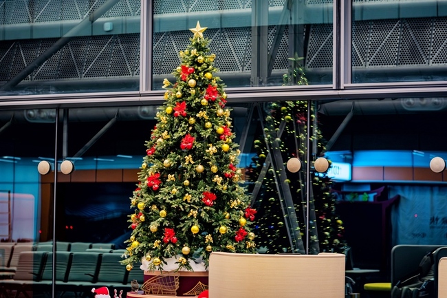 桃機公司迎耶誕節　攜手駐站單位打造節日氛圍 | 華視新聞