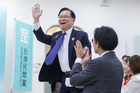 白徵召戰嘉義市　張啓楷：農曆年前藍白整合最強人選