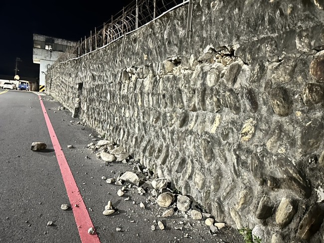 台東地震規模6.1　晚餐時間民眾驚慌奪門幸無人傷 | 華視新聞