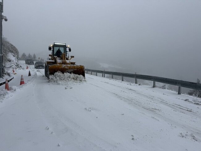 合歡山降雪　台14甲線部分路段下午4時預警封閉 | 華視新聞