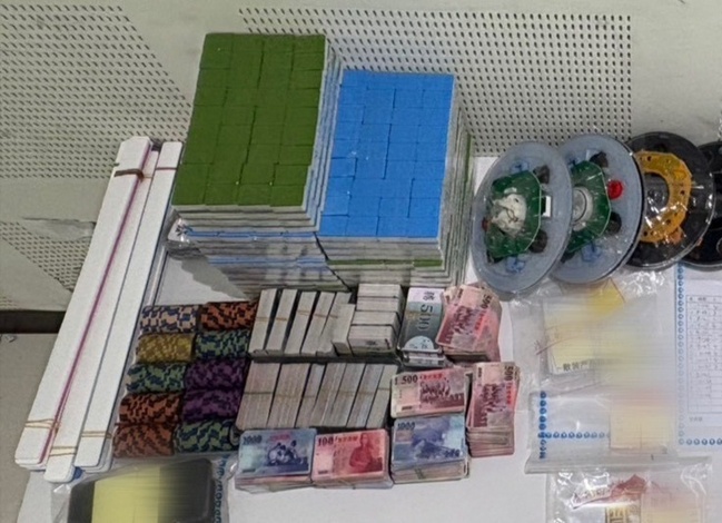 北市警破獲假冒棋牌社聚賭　負責人和賭客全送辦 | 華視新聞