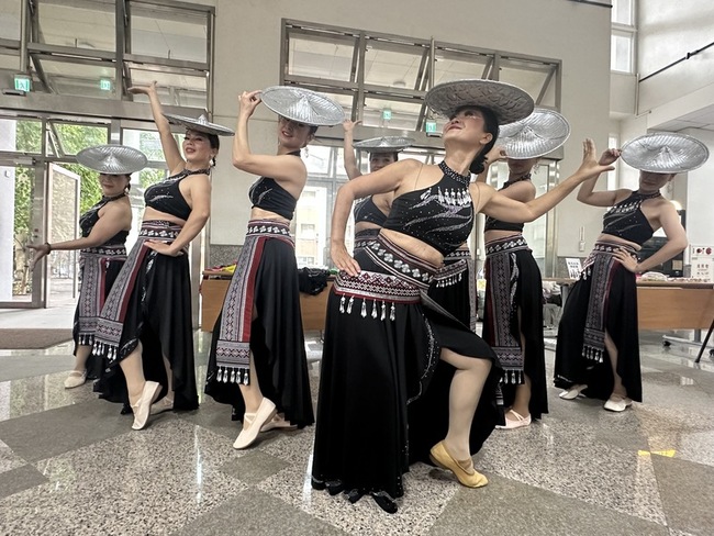 新聞回顧展現融入台灣歷程　新住民稱在台生活很幸福 | 華視新聞