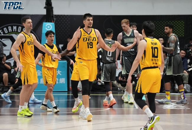 洋將馬可繳準大三元　TPBL特攻逆轉勝夢想家 | 華視新聞