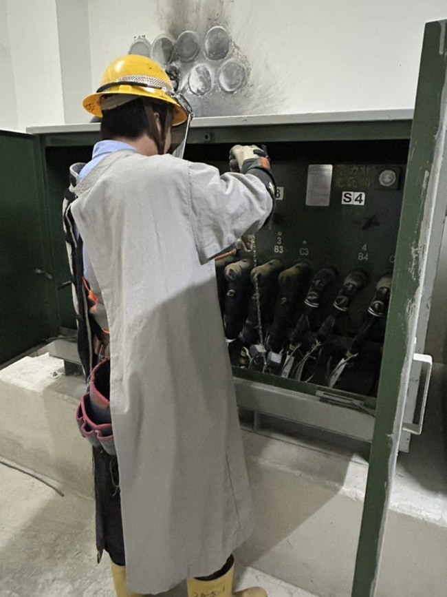 台中北屯饋線跳脫一度逾9000戶停電　台電續搶修 | 華視新聞