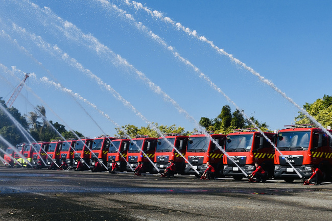 台南汰換老舊消防車　依勤務需求打造16輛新車上線 | 華視新聞