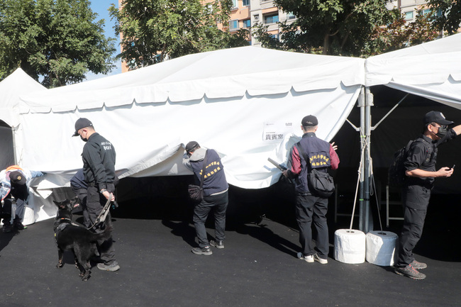 台南跨年晚會　市警局動員逾300警及偵爆犬戒備 | 華視新聞