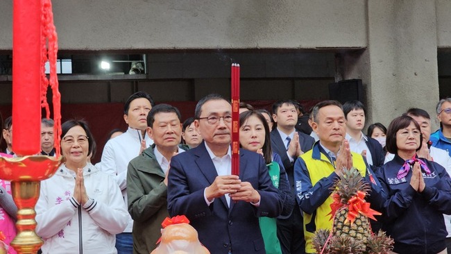 新北第二行政中心上梁　可望115年9月底提前完工 | 華視新聞