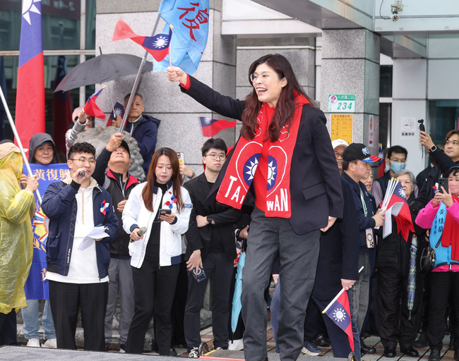 國民黨元旦升旗　鄭麗文盼朝野放下成見積極和解 | 華視新聞