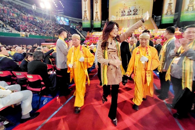 出席中華民族聯合祭祖大典　鄭麗文籲共創兩岸和平 | 華視新聞