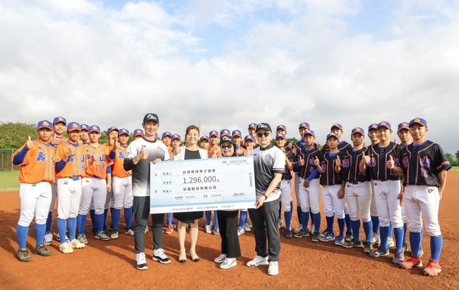 台灣棒球育才協會攜手采盟　高志綱率講師巡迴基層 | 華視新聞