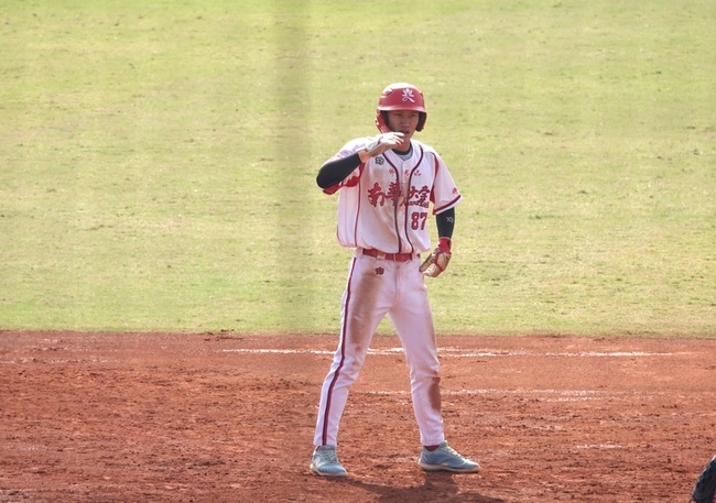 大專棒球聯賽南華要破對戰全輸魔咒 首戰勝國體 | 華視新聞