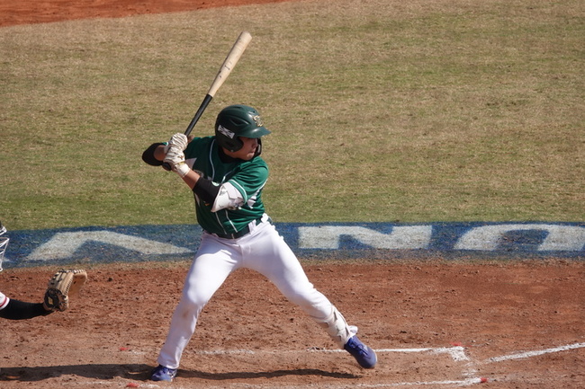 林秉澤大專棒球聯賽開轟 心態爆發力守備能力都提升 | 華視新聞