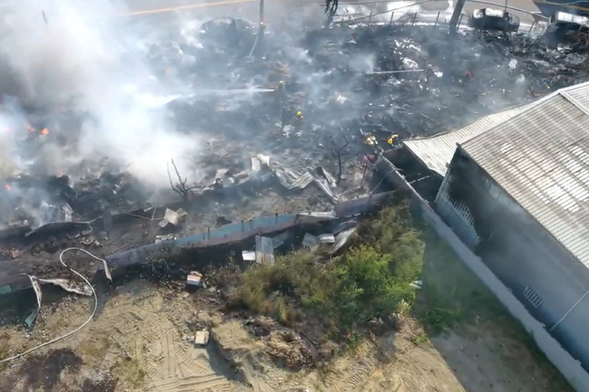 台南永康廢棄物火警　殃及路邊3車與緊鄰廠房 | 華視新聞