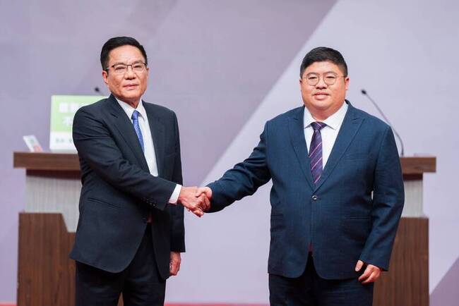 綠嘉義縣長初選政見會　黃榮利強調行政經驗隨時上工 | 華視新聞