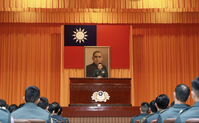 防治共諜滲透　陸軍司令主持月會籲官兵勿成國安破口 | 華視新聞