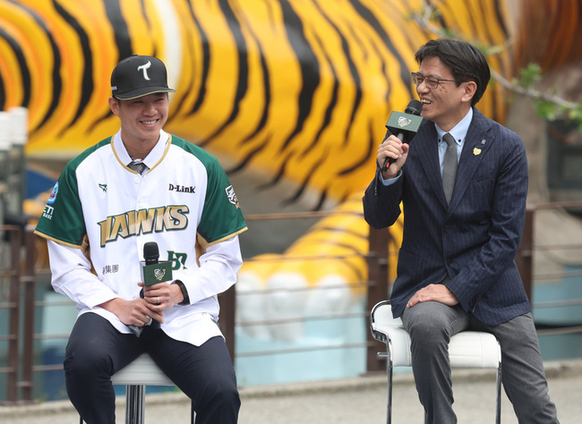 是否出戰經典賽有保留　黃子鵬：到時候就知道 | 華視新聞