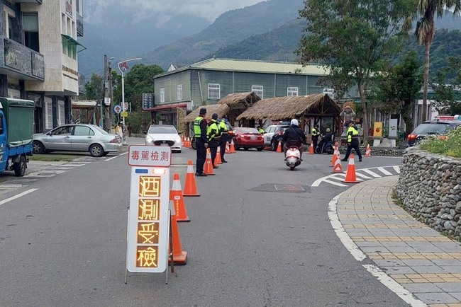 大陣仗入部落攔檢引議論　檢方：酒駕居高不下 | 華視新聞