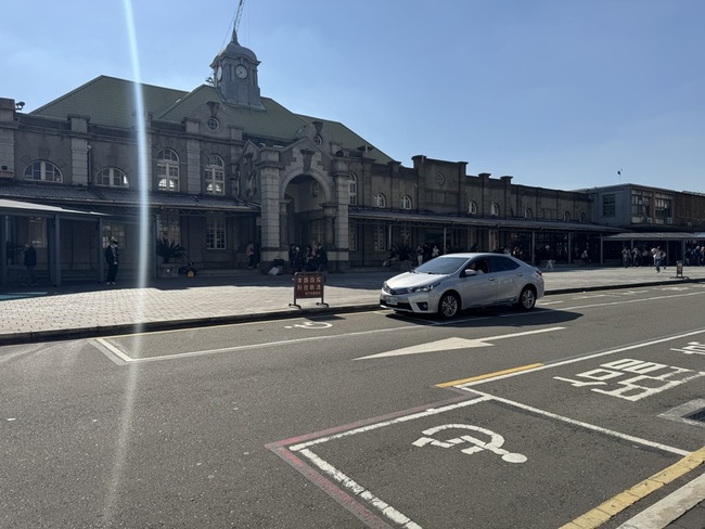 新竹火車站僅能臨停身障不便　市府擬跨處溝通 | 華視新聞