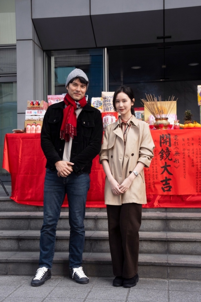 鳳小岳挑戰驚悚電影  搭泰國華裔葉芷妤飆戲 | 華視新聞