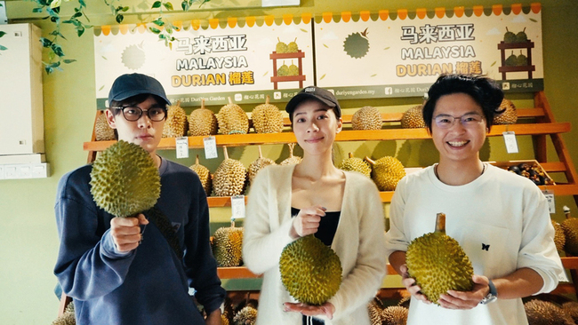 告五人合唱粉絲如KTV　星馬開唱實現「榴槤自由」 | 華視新聞