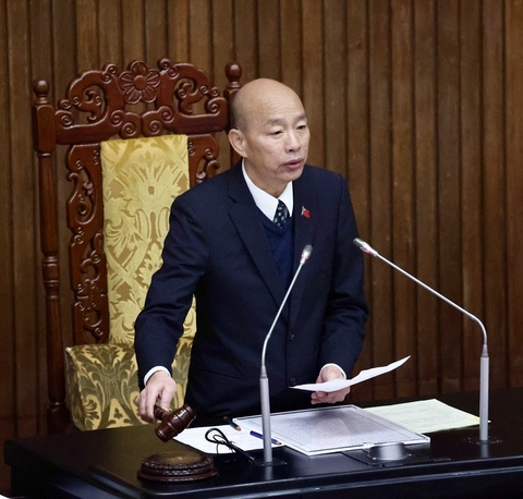 立院三讀　二親等內親屬車籍同身障者戶籍免牌照稅