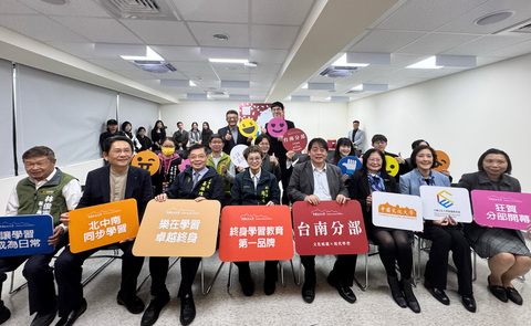 文大推廣部台南分部啟用　推粧佛工藝等特色課程