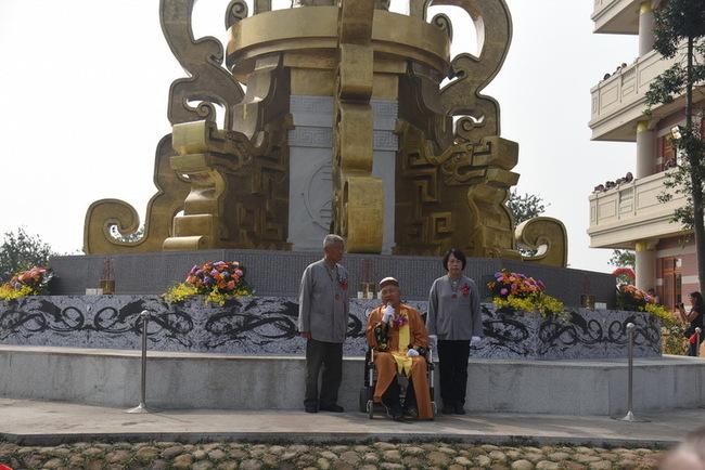 曾任總統府無給職顧問　混元禪師安詳圓寂 | 華視新聞