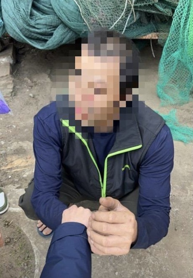 先偷吊車竊取苗栗1.2噸漁船　新竹男落網稱好玩 | 華視新聞