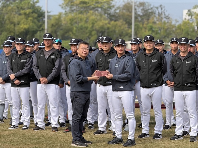 經典賽台灣隊開訓31人報到 不二人選陳傑憲續扛隊長 | 華視新聞