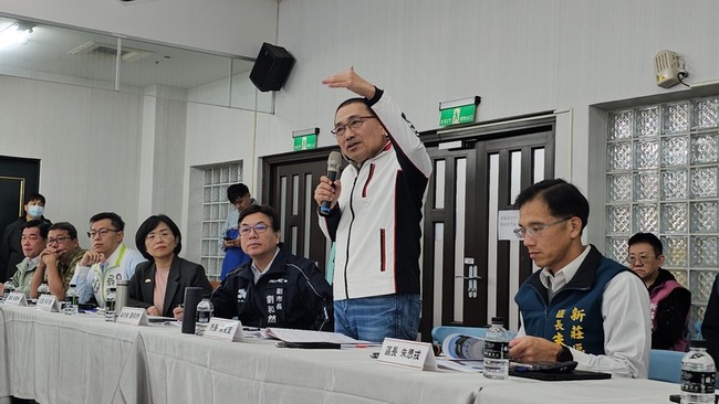 新北新莊行動治理　蘇巧慧、劉和然同台互動熱絡 | 華視新聞