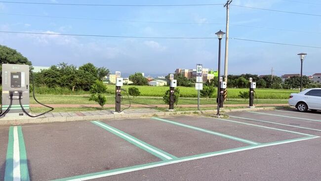 苗縣公有電動車充電樁16日起營運　推限時促銷 | 華視新聞