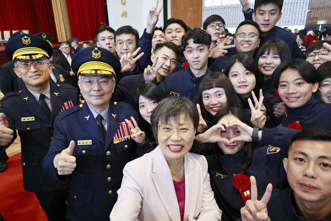 警專特考班結業 劉世芳期勉為國家社會貢獻心力 | 華視新聞