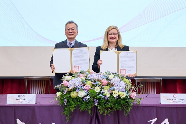 美國鳳凰城與政大簽約　提供公共事務實習機會 | 華視新聞