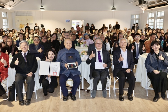 劉國松捨517萬　助全華網受害藝術家取回著作權 | 華視新聞