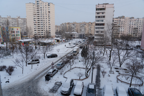 俄軍空襲重創能源　基輔民眾無電無暖撐過嚴寒