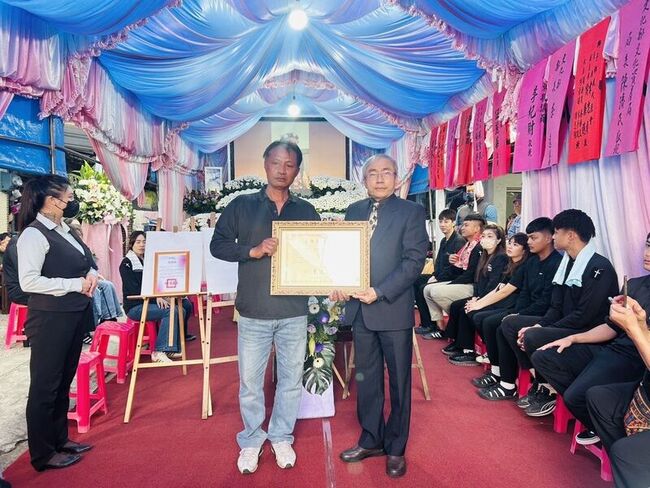 排灣族歌樂保存者高淑美辭世  文化部頒贈旌揚狀 | 華視新聞