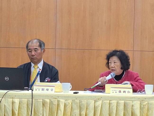 學測試場悶熱　大考中心：可反映徵求同意開窗 | 華視新聞