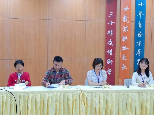 學測英作文考養寵物風氣　從育兒成本反思少子化 | 華視新聞