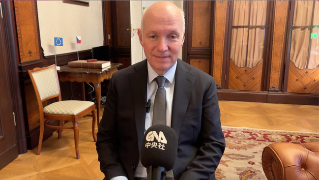 費雪：勿忽視中國軍事施壓台灣  台防禦經驗值得借鏡 | 華視新聞